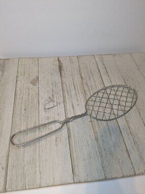 Vintage Chicken Wire Blending Whisk Blender Whipper Strainer 10 1/2"